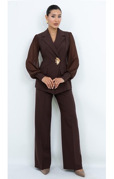 Dorne Moda Şifon Kollu Broş Detaylı Kruvaze Yaka Pantolonlu Şık İkili Takım Kahverengi Dorne Moda Şifon Kollu Broş Detaylı Kruvaze Yaka Pantolonlu Şık İkili Takım Kahverengi