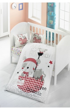 Komfort Home Bebek Uyku Seti %100 Pamuk Yorgan Ve +2 Yastıklı Çok Renkli Komfort Home Bebek Uyku Seti %100 Pamuk Yorgan Ve +2 Yastıklı Çok Renkli