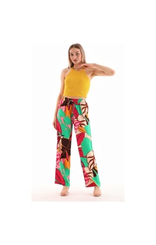 Polologin Butik Yaprak Desenli Rahat Kesim Pantolon Yeşil Polologin Butik Yaprak Desenli Rahat Kesim Pantolon Yeşil