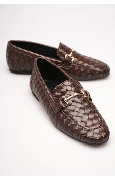Alfaze Acı Kahve Deri Örgü Dokulu Gold Tokalı Şık Kadın Loafer Ayakkabı Topuk Boyu 1 Cm Acı Kahverengi Alfaze Acı Kahve Deri Örgü Dokulu Gold Tokalı Şık Kadın Loafer Ayakkabı Topuk Boyu 1 Cm Acı Kahverengi
