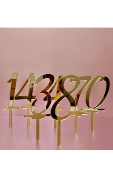 Rakam Pleksi Pasta Süsü Gold Çubuklu - 3x8 Cm + 4 Cm Çubuk 9+ Rakam Pleksi Pasta Süsü Gold Çubuklu - 3x8 Cm + 4 Cm Çubuk 9+