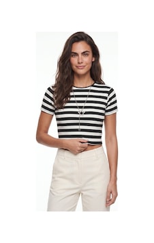 Onloox Kadın Siyah Siyah Beyaz Pamuklu Bisiklet Yaka Basic Crop Çizgili Kısa Kollu Örme T-shirt Onloox Kadın Siyah Siyah Beyaz Pamuklu Bisiklet Yaka Basic Crop Çizgili Kısa Kollu Örme T-shirt
