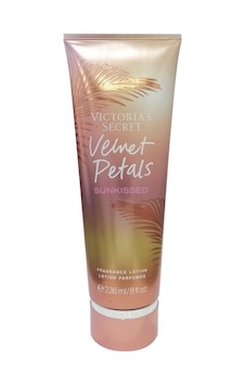 Victoria's Secret Velvet Petals Sunkissed Fragrance Losyon 236ML Victoria's Secret Velvet Petals Sunkissed Fragrance Losyon 236ML