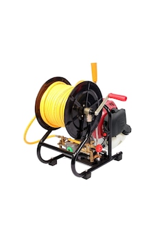 Gardenpro GP-900/4T Makaralı 4 Zamanlı 25 Mt Hortum İlaçlama Makinesi Gardenpro GP-900/4T Makaralı 4 Zamanlı 25 Mt Hortum İlaçlama Makinesi