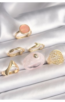 Mey İthalat Pirinç Gold Renk Pembe Plastik Yüzük Model Daire Pembe Mine Yılan Detay 6'lı Kadın Yüzük Seti Çok Renkli Mey İthalat Pirinç Gold Renk Pembe Plastik Yüzük Model Daire Pembe Mine Yılan Detay 6'lı Kadın Yüzük Seti Çok Renkli