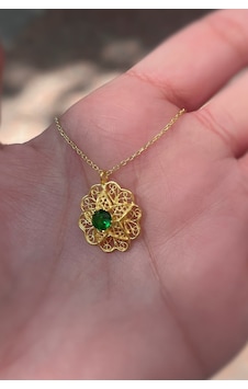 Gümüş Yeşil Taşlı Telkari Model Kolye Altın Gümüş Yeşil Taşlı Telkari Model Kolye Altın