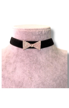 Kırmızı Sanat Evi Kadife Fiyonklu Taşlı Choker Kolye Siyah Kırmızı Sanat Evi Kadife Fiyonklu Taşlı Choker Kolye Siyah