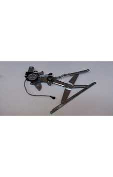 Cam Krikosu Corolla Ae111 1998-2002 Ön Sağ Elek Motorlu Cam Krikosu Corolla Ae111 1998-2002 Ön Sağ Elek Motorlu