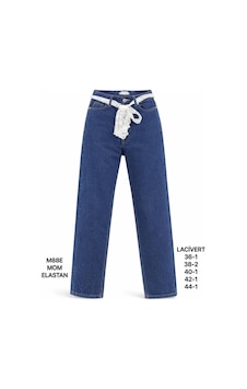 Miss Poem Kadın Lacivert Dantel Kemer Detaylı Yüksek Bel Mom Fit Jean Pantolon Miss Poem Kadın Lacivert Dantel Kemer Detaylı Yüksek Bel Mom Fit Jean Pantolon