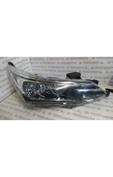 Toyota Corolla Uyumlu Far Sağ 16-18 2016 2017 2018 Toyota Corolla Uyumlu Far Sağ 16-18 2016 2017 2018