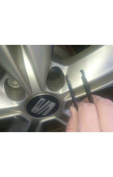 Seat / Vw Bijon Somunu Kapağı Sökücü Aleti Wheel Nut Cap Remover Seat / Vw Bijon Somunu Kapağı Sökücü Aleti Wheel Nut Cap Remover