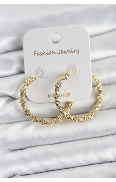 Pirinç Gold Renk Tırtıklı Halka Model Kadın Küpe Pirinç Gold Renk Tırtıklı Halka Model Kadın Küpe