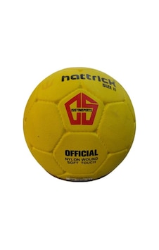Hattrick Hb-62 Kauçuk Hentbol Topu No:2 Sarı Hattrick Hb-62 Kauçuk Hentbol Topu No:2 Sarı