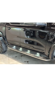 Ford Ranger 2023+ Kapı Kaplama Kapı Plastiği Parlak Siyah Ford Ranger 2023+ Kapı Kaplama Kapı Plastiği Parlak Siyah