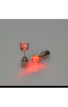 Led Işıklı Kristal Küpe Kırmızı Led Işıklı Kristal Küpe Kırmızı