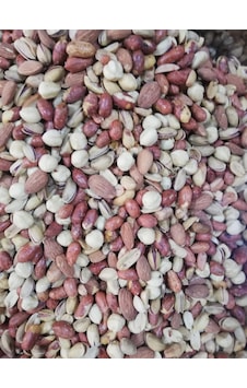 Esra Karışık Çerez Dörtlü Fıstıklı 500 G Esra Karışık Çerez Dörtlü Fıstıklı 500 G