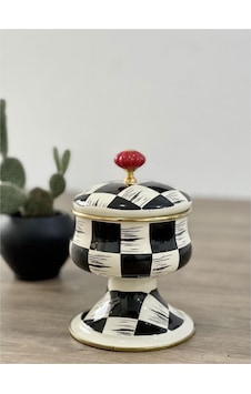 Lüx Emaye Makenzi Kapaklı Büyük Kase 20x14 Cm Çok Renkli Lüx Emaye Makenzi Kapaklı Büyük Kase 20x14 Cm Çok Renkli