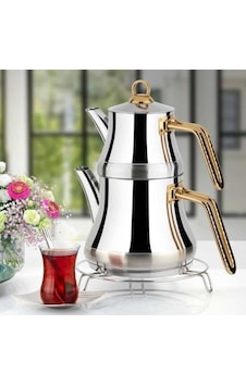 Yonca Lines L-3089 Naz Mini Boy Çelik Çaydanlık Takımı Altın Desenli Kulp Altın Yonca Lines L-3089 Naz Mini Boy Çelik Çaydanlık Takımı Altın Desenli Kulp Altın