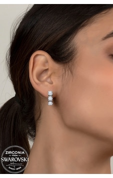 Union Swarovski Zirconia Kadın Üçtaş Gümüş Küpe Union Swarovski Zirconia Kadın Üçtaş Gümüş Küpe