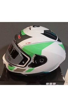 Rs2 320 DP815 Kapalı Kask Beyaz - Kırmızı - Siyah Rs2 320 DP815 Kapalı Kask Beyaz - Kırmızı - Siyah