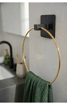 Yapışkanlı Gold Halka Havluluk Duvar Tipi Delme Gerektirmez Banyo Havlu Askılığı S-102 Kgt Altın Yapışkanlı Gold Halka Havluluk Duvar Tipi Delme Gerektirmez Banyo Havlu Askılığı S-102 Kgt Altın