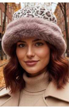 Uniquetrenders Kadın Leopar Desenli Peluş Kürklü Kalpak Şapka Kahverengi Uniquetrenders Kadın Leopar Desenli Peluş Kürklü Kalpak Şapka Kahverengi