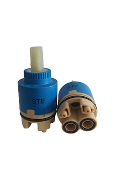 Stecell Batarya Musluk İçi Kartuşu Aparatı Ayaklı 35 MM Mavi Stecell Batarya Musluk İçi Kartuşu Aparatı Ayaklı 35 MM Mavi