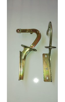 Kaput Menteşesi D22/yd25 1998-2005 Sağ Kaput Menteşesi D22/yd25 1998-2005 Sağ
