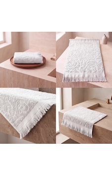Botti Home %100 Pamuk Jakarlı El Ve Yüz Havlusu Seti 50 X 90 Cm Çeyizlik Saçaklı Havlu Kırık Beyaz Botti Home %100 Pamuk Jakarlı El Ve Yüz Havlusu Seti 50 X 90 Cm Çeyizlik Saçaklı Havlu Kırık Beyaz