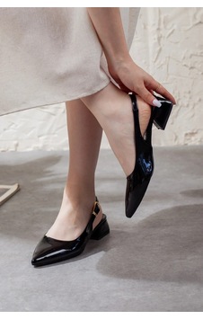 Castle Black Ac35426 Kısa Topuklu Arkası Açık Stiletto Ayakkabı Siyah Castle Black Ac35426 Kısa Topuklu Arkası Açık Stiletto Ayakkabı Siyah