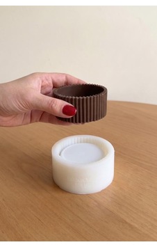 Fanny Tırtıklı Silikon Kap Kalıbı Beyaz Fanny Tırtıklı Silikon Kap Kalıbı Beyaz