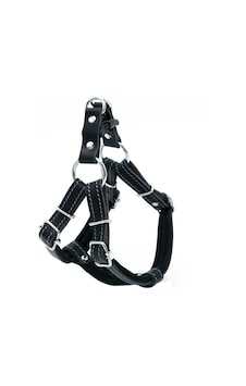 Doggie Konforlu Deri El Yapımı Ronin Model Köpek Göğüs Tasması 1.5 x 40-45 CM Siyah Doggie Konforlu Deri El Yapımı Ronin Model Köpek Göğüs Tasması 1.5 x 40-45 CM Siyah