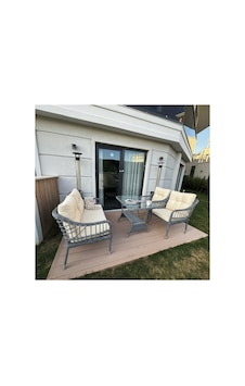 Kaş Galvanizli 2+1+1+sehpa Bahçe Balkon Mobilyası,gri Rattan/krem Kumaş Kaş Galvanizli 2+1+1+sehpa Bahçe Balkon Mobilyası,gri Rattan/krem Kumaş