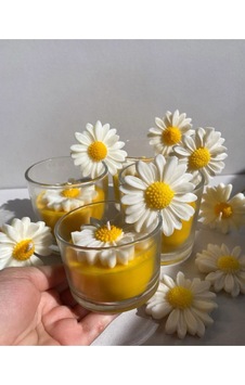 Papatya Modeli Kokulu Bardak Mum Sarı Papatya Modeli Kokulu Bardak Mum Sarı