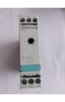 Siemens Sirius Elektronik Zaman Rölesi Yıldız Üçgen 3-60 s Siemens Sirius Elektronik Zaman Rölesi Yıldız Üçgen 3-60 s