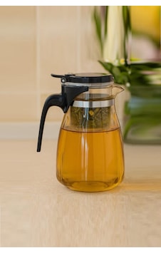 Büro Ev Ofis Mutfağı İçin 900ml Süzgeçli Cam Sürahi