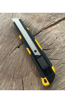 Onaks Lüx Maket Bıçağı Falçata Metal Büyük Maket Bıçağı 18mm