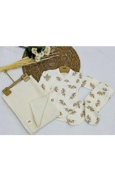 Minisse Baskılı Çıtçıtlı Badi, Alt Ve Müslin Battaniyeli Yenidoğan Bebek 3lü Set Yaprak Minisse Baskılı Çıtçıtlı Badi, Alt Ve Müslin Battaniyeli Yenidoğan Bebek 3lü Set Yaprak