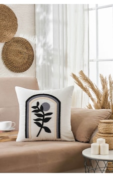 Mira Home Dekoratif Punch Kare Lale Nakışlı Kırlent Kılıfı Krem