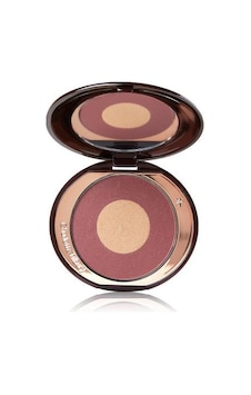 Charlotte Tilbury Cheek To Chic Allık - Walk of No Shame Charlotte Tilbury Cheek To Chic Allık - Walk of No Shame