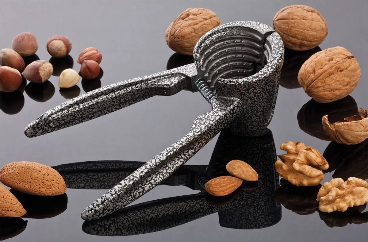 Kolay Ceviz Ve Fındık Kırma Keyfi - Alüminyum Döküm Yaylı 239li Set Çok Renkli Kolay Ceviz Ve Fındık Kırma Keyfi - Alüminyum Döküm Yaylı 239li Set Çok Renkli