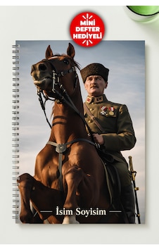 Atatürk Temalı A5 Metal Spiralli Kareli Karton Kapak Atatürk Temalı Defter Çok Renkli Atatürk Temalı A5 Metal Spiralli Kareli Karton Kapak Atatürk Temalı Defter Çok Renkli