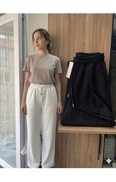 Kadın Geniş Paça Eşofman Altı Yüksek Bel Salaş Rahat Günlük & Spor Pantolon Beyaz Kadın Geniş Paça Eşofman Altı Yüksek Bel Salaş Rahat Günlük & Spor Pantolon Beyaz