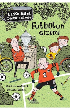 Lasse Maja Dedektif Bürosu - Futbolun Gizemi - Martin Widmark - Helena Willis - Pegasus Lasse Maja Dedektif Bürosu - Futbolun Gizemi - Martin Widmark - Helena Willis - Pegasus