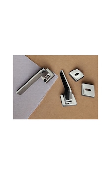 Duo Zamak Zk06 Mat Siyah Krom Kare Rozetli Oda Kapı Kolu Çift Renk 1 Takım Duo Zamak Zk06 Mat Siyah Krom Kare Rozetli Oda Kapı Kolu Çift Renk 1 Takım