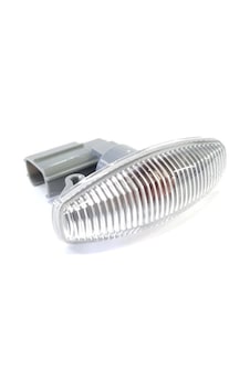 Toyota Hilux Çamurluk Sinyali 2015-2020 817300d121 111175a 2.8, 2.4 Toyota Hilux Çamurluk Sinyali 2015-2020 817300d121 111175a 2.8, 2.4