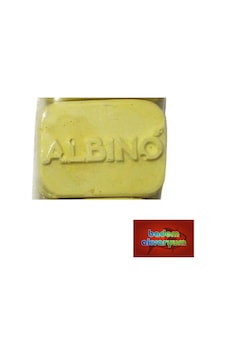 Albino İyotlu Gaga Taşı Muzlu Kafes Kuşları İçin Enerji Blok Albino İyotlu Gaga Taşı Muzlu Kafes Kuşları İçin Enerji Blok