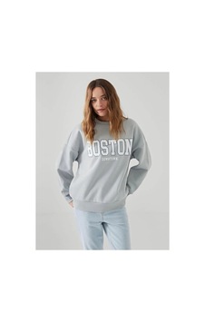 LC Waikiki Lcw Vision Gri Boston Baskılı Oversize Kadın Kalın Sweatshirt LC Waikiki Lcw Vision Gri Boston Baskılı Oversize Kadın Kalın Sweatshirt