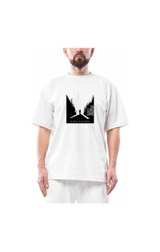 The Long Dark Oversize Beyaz Tişört The Long Dark Oversize Beyaz Tişört