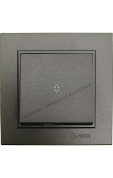Makel Karea Vavien Anahtarı+çerçeve Füme Makel Karea Vavien Anahtarı+çerçeve Füme